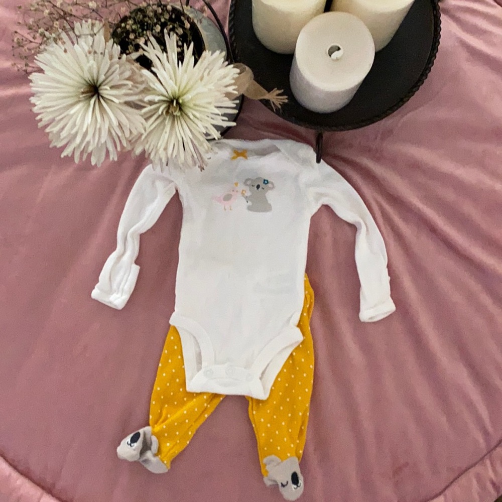 Newborn clothes